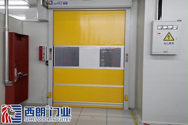 AGV小车联动快速门