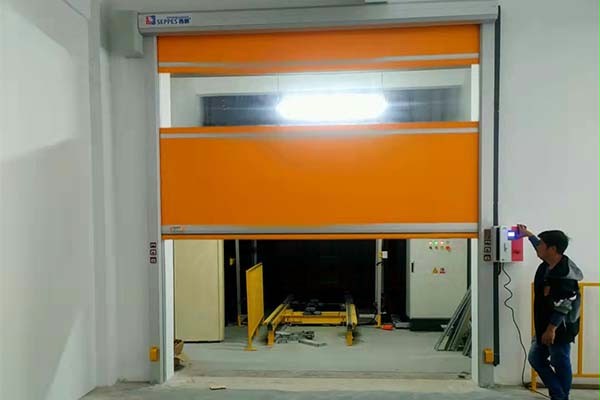 灯具组装车间通道自动快速门