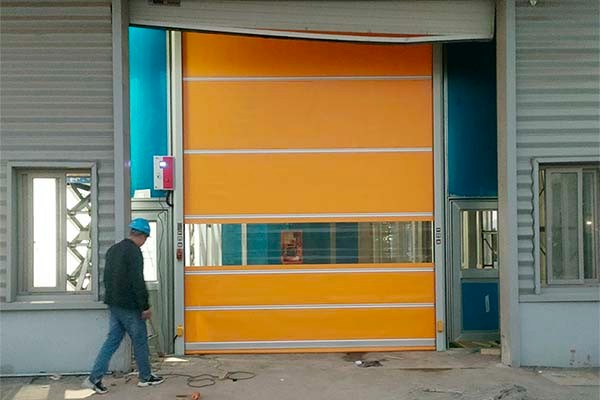 厂房缓冲车间保温隔冷快速门1 厂房缓冲车间保温隔冷快速门