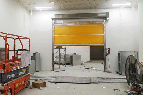 涂装厂风淋室洁净车间快速门2 涂装厂风淋室洁净车间快速门