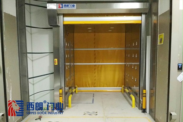 风淋室内互锁快速卷帘门2 风淋室内互锁快速卷帘门