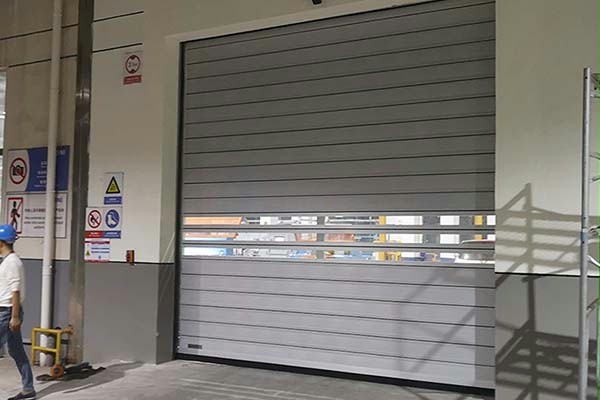 家用电器生产车间硬质快速门2 家用电器生产车间硬质快速门